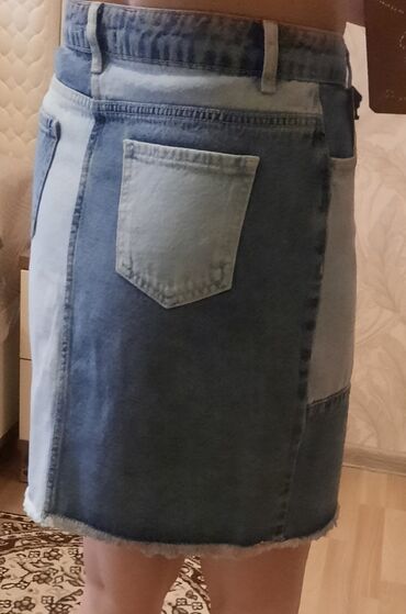 Ətəklər: Cins etek.tezedir etketi ustunde. 21m — 16