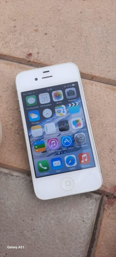 компьютер айфон: IPhone 4, Б/у, Белый