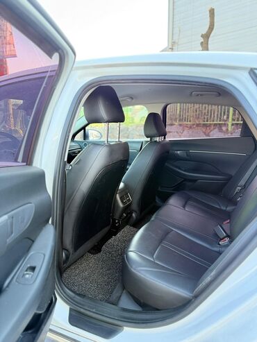 Hyundai: Hyundai Sonata: 2019 г., Седан — 10