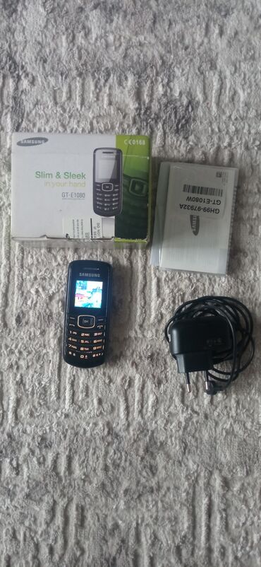 кнопочные телефоны самсунг: Samsung GT-E1080, Б/у, цвет - Черный, 1 SIM
