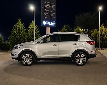 kia sanata: Kia Sportage: 2 l | 2012 il Krossover — 2