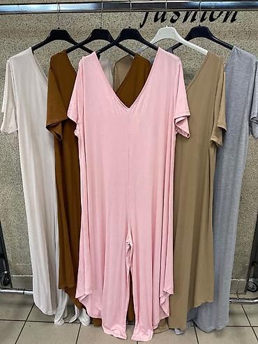 tri hill: Komninezon za punije
2XL 3XL 4XL 5 XL
Cena : 2.800 dinara — 6
