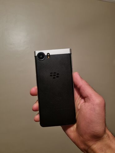 mingecevirde ucuz telefonlar: Blackberry Keyone, 64 GB, rəng - Qara, Düyməli, Sensor, Barmaq izi