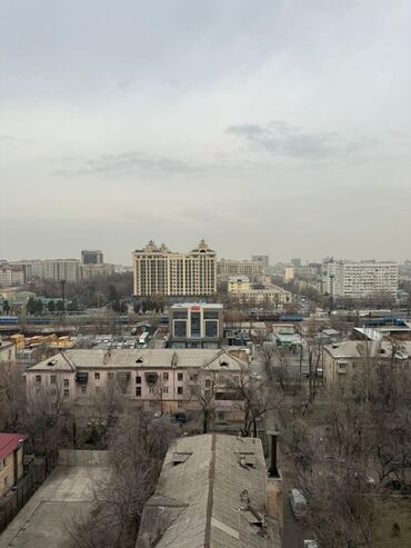 Продажа квартир: 3 комнаты, 92 м² — 1