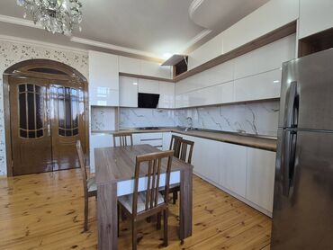 Uzunmüddətli kirayə mənzillər: Sabunçu rayonu, Bakıxanov qəsəbəsi, 4 saylı ASAN Xidmət yaxınlığında — 4