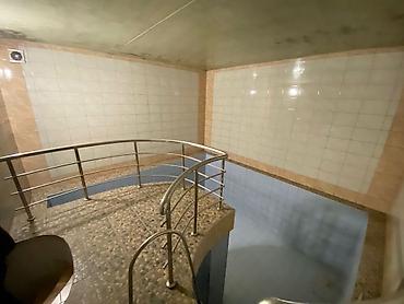 Долгосрочная аренда домов: 750 м², 15 комнат, Евроремонт, Забор, огорожен, Парковка — 6