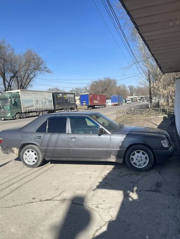 Другие автозапчасти: Продаю или меняю на 16,17размер AMG диски 
Доплачу !!!!