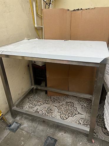 Digər biznes avadanlığı: 2 eded nerj masa her biri 125 Azn. Unvan Baki. Shirin x — 1