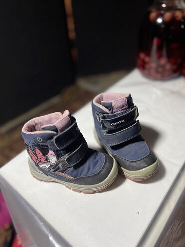 зимняя обувь для девочек: Geox обувь для девочек 24 размер (оригинал)в хорошем состоянии
