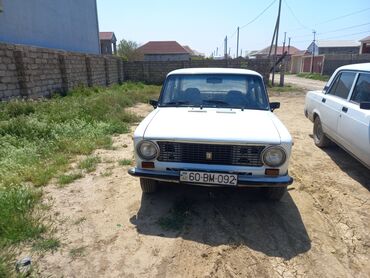 qadın maşını: İli 1986 maşın sıfırdan yığılıb mator 01 karofqa 4 mostda səs yoxdu
