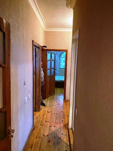 Köhnə tikili: Bakı, 3 otaqlı, Köhnə tikili, m. Nizami, 82 kv. m — 7
