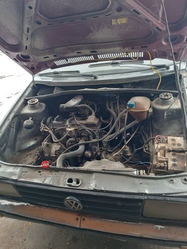 Volkswagen: Volkswagen Jetta: 1991 г., 1.8 л, Механика, Бензин, Седан — 8