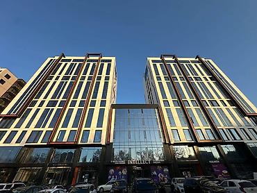 машиноместо: Аренда офисов, 140 м², В бизнес центре, 1 линия, С системой безопасности, С юридическим адресом — 1