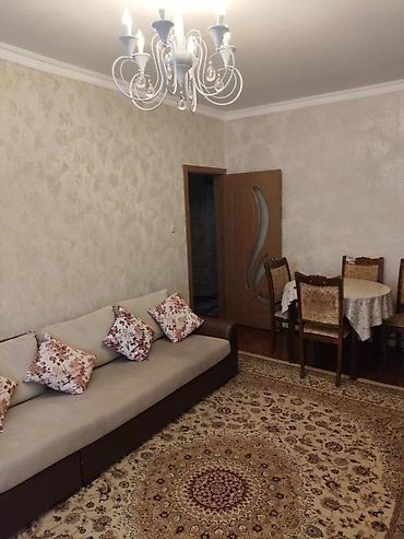 sovetskide satilan evler: Bakı, Əhmədli, 3 otaqlı, Köhnə tikili, m. Həzi Aslanov, 75 kv. m — 1