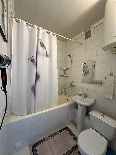 Посуточная аренда квартир: Студия, Постельное белье, Кондиционер, Парковка — 10