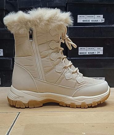 platformke: Nike Čizme 
36 do 41, 
cena 3800dinara
PS✨ — 3