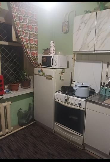 1 комната, 34 м², 8 мкр Индивидуалка, 1 этаж, Старый ремонт