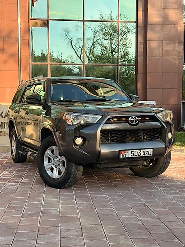 Toyota 4Runner: 2016 г., 4 л, Автомат, Бензин, Внедорожник
