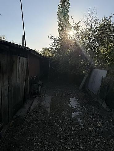 Продажа коттеджей и домов: Продаётся жилой дом с двором и хозяйственными постройками. - Отдельно — 26