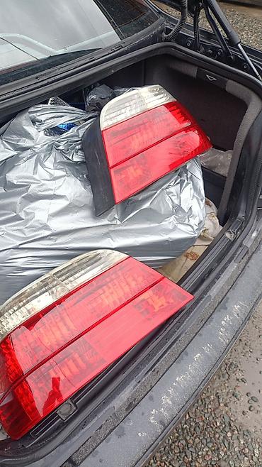 Другие детали системы освещения: Разбор Audi A6 C5 (1997–2004) — запчаст В наличии на фото: - Задние — 1