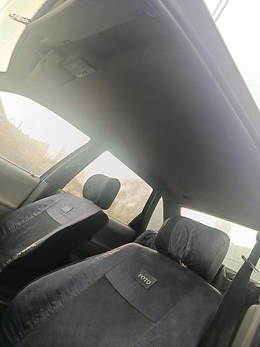 Volkswagen Passat: 1989 г., 1.8 л, Бензин, Седан — 6