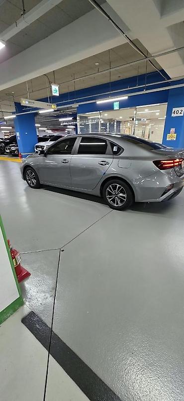 reno logan: Kia K3: 2022 г., Бензин, Седан — 7