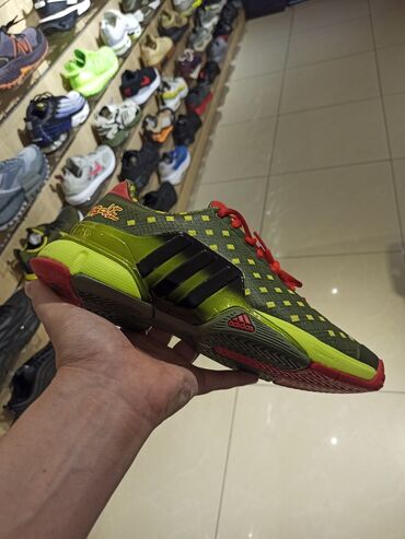 линиг кроссовки: Оригинальные кроссовки Adidas Barricade 
размер 41