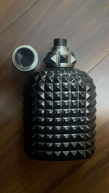 sheyx parfum: TƏCİLİ SATILIR lazım olsa endirim edəcəm VALENTİNO duxu təptəzədi — 2
