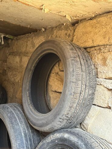 Təkərlər: Yeni Şin Roadstone 215 / 55 / R 17