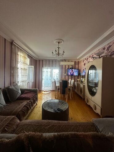 дом на новый год: Yeni suraxani parkin yaxinliginda 3 otaqli temirli senet belediyye