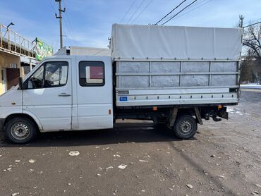 закрытый спринтер: Жеңил жүк ташуучу унаа, Mercedes-Benz, Дубль, 3 т, Колдонулган