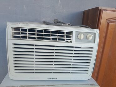 kondisioner yerden: Kondisioner Samsung, İşlənmiş, 40-45 kv. m