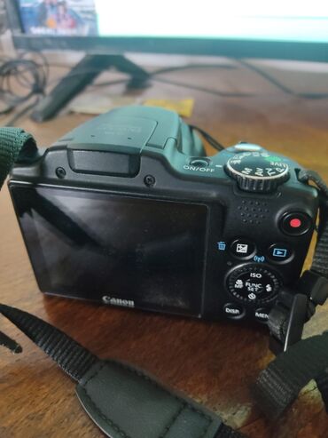 canon r5: Canon PowerShot SX510 HS Wi-Fi əla vəziyyətdə satiram, çantasi var