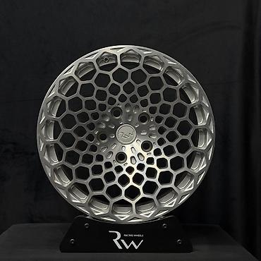 диски на секвоя: Диски R 20 Комплект, отверстий - 5, Новый — 1