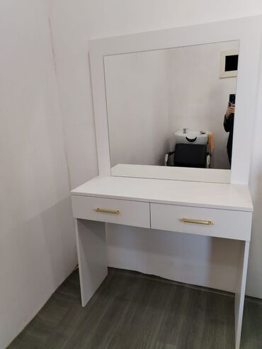 стол с зеркалом: Açılmayan, MDF, Kvadrat masa