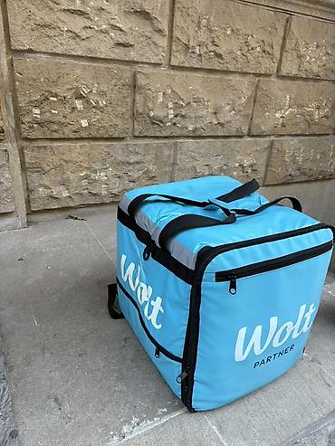 Wolt Partner termo çatdırılma çantası - Rəng: açıq mavi, üzərində