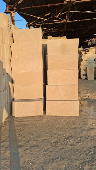 Ağlay: Hər növ aqlay daşlarının topdan və pərakəndə satışı sifarişi qəbul — 21