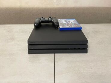 PS4 (Sony PlayStation 4): PlayStation 4 pro 3 ревизия 1 тб, 4к, ЮЖНАЯ КОРЕЯ жестик оригинал