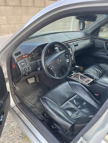 q7 audi: Mercedes-Benz E-Class: 2002 г., 3.2 л, Автомат, Бензин, Седан — 10