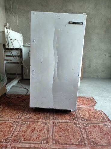 холодильник мини: Муздаткыч Talberg, Бир камералуу, 2 * 1 *