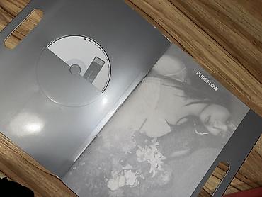 Kasete, CD i DVD: K‑pop set: magazini, albumi, stikeri i sitni merch Prodajem svoje — 34