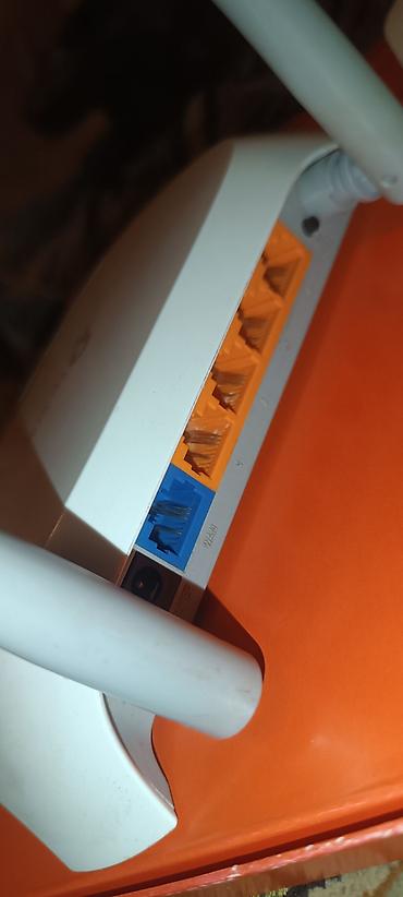 mi router: İki ədəd Wi‑Fi router dəsti 1) TP-Link TL-WR840N - 2.4 GHz 802.11n — 3