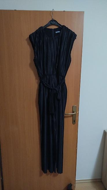 jeftine vencanice: Elegantna ženska kombinacija – plisirana crna haljina + kratki sako i — 1
