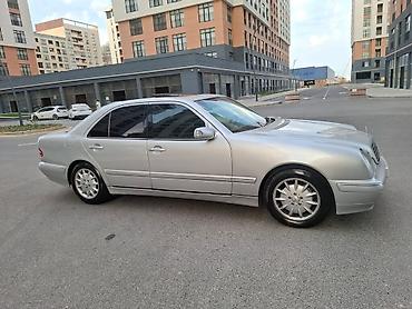 mercedes spacer: Mercedes-Benz E-Class (W210) sedan – gümüşü rəng, 4 qapı, klassik — 8
