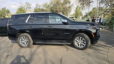 suv: Chevrolet Tahoe: 2025 г., 5.3 л, Автомат, Бензин, Внедорожник — 4