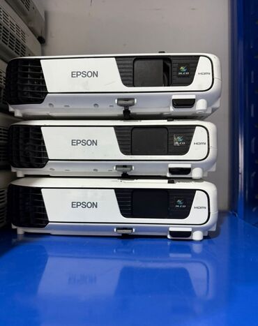 Proyektorlar: İşlənmiş Portativ Proyektor Epson, Pulsuz çatdırılma, Ünvandan götürmə, Ödənişli çatdırılma — 3