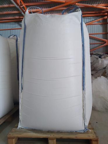 Контейнеры: Məhsul: Big-bag (FIBC) kisələri Təsvir: - Material: Yüksək sıxlıqlı — 4