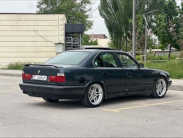 bud e9: BMW 5 series: 1989 г., 2.5 л, Механика, Бензин, Седан — 4