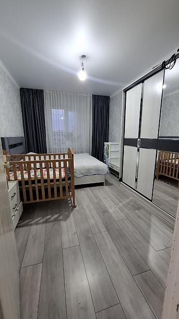 Кыймылсыз мүлк: Продается 4 комнатная квартира 85 кв метра не угловая.адрес новый — 1
