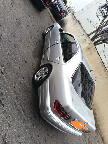 Mercedes-Benz: Mercedes-Benz E-Class: 2.7 l | 1999 il Sedan — 1